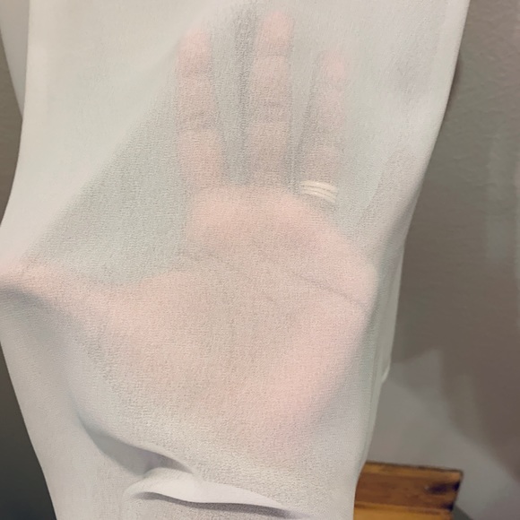 Black and white sleeveless top - Picture 6 of 6